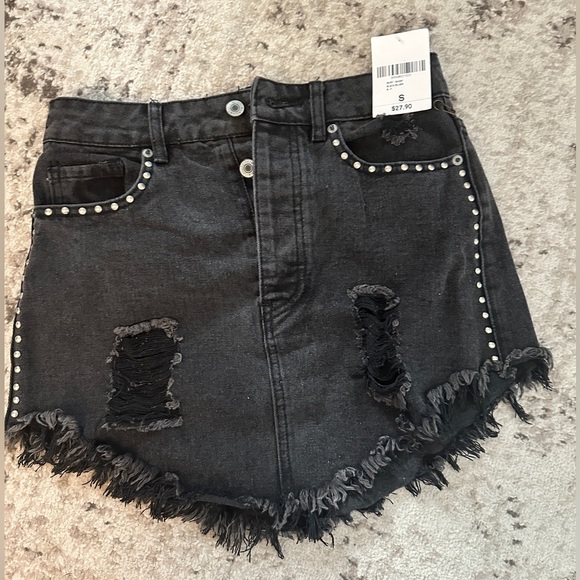 BLACK JEAN SKIRT - Picture 1 of 1
